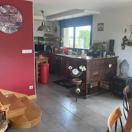 Proche Valence, Maison de campagne avec piscine Villa Chabeuil